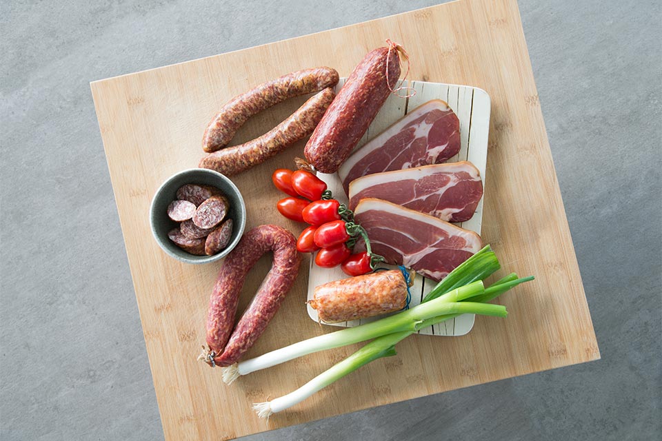 Winterkiste @ R. Schönherr Winterkiste - Produktion mit Fleisch von Tieren aus der Region © R.Schönherr